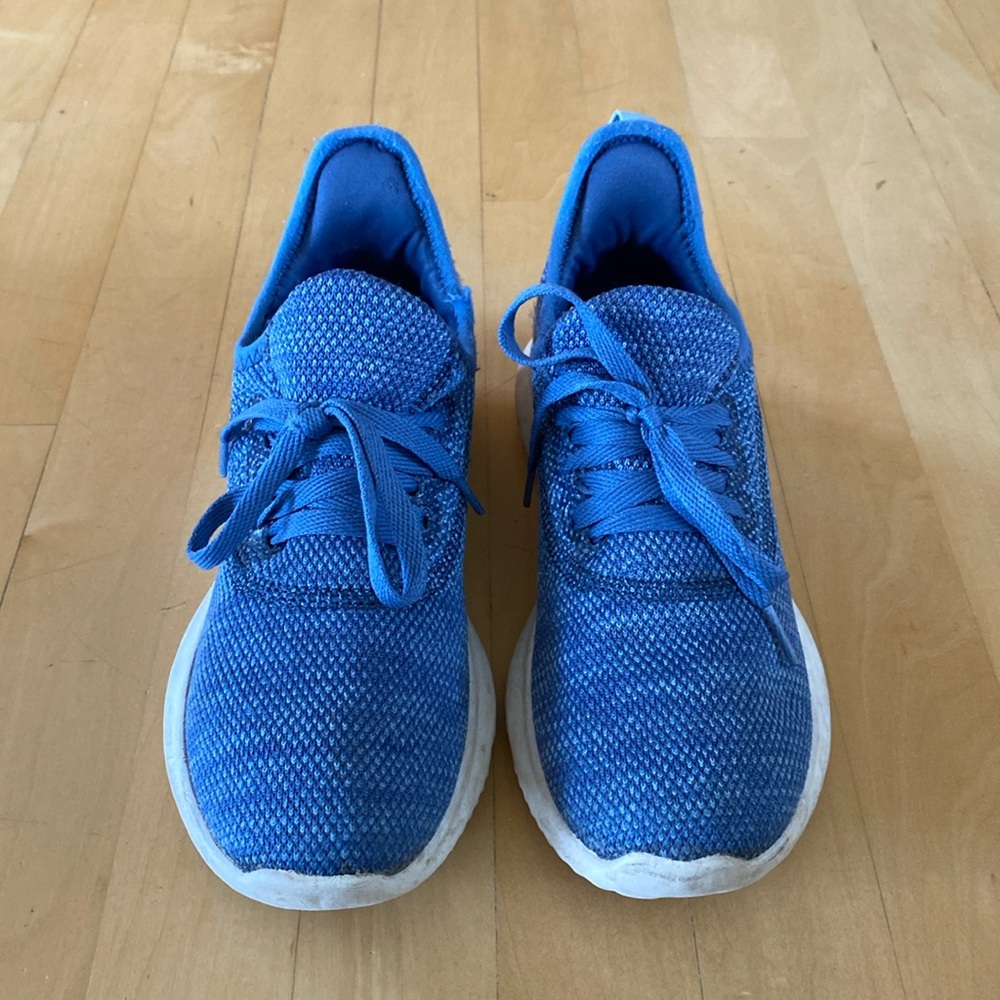 Athletic Works Blue Shoes w/ Memory Foam